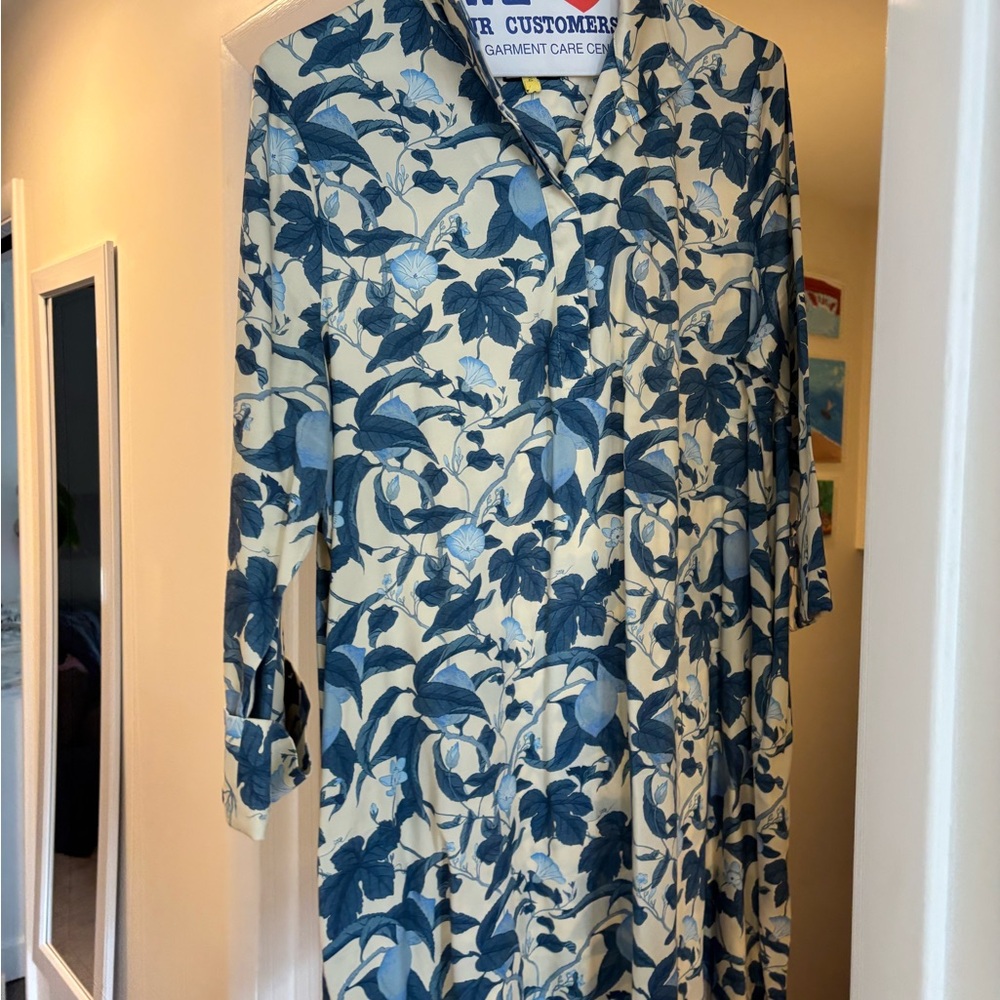 Floral Blue and Cream Button-Up Shirt